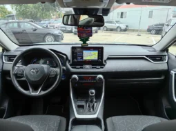 
										TOYOTA RAV 4 full									