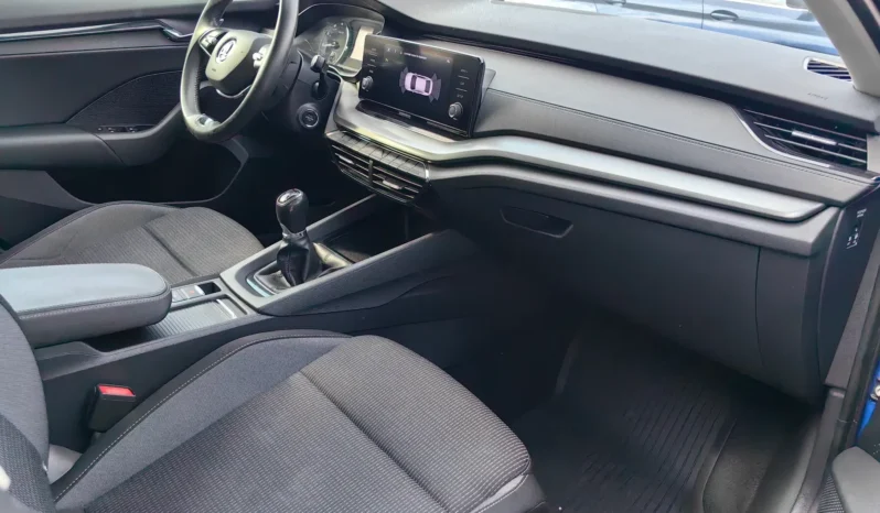 
								SKODA OCTAVIA full									