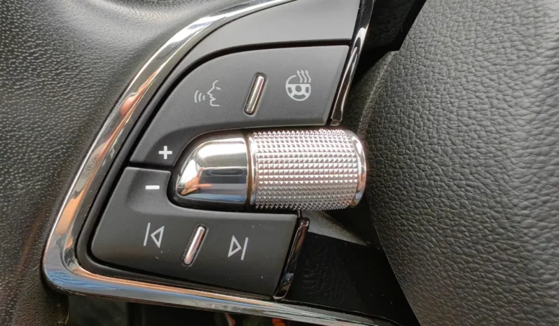 
								SKODA OCTAVIA full									
