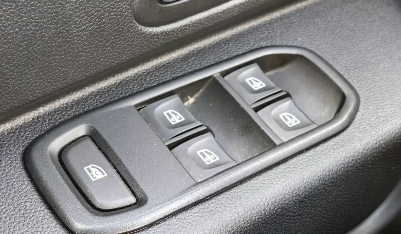 
								DACIA DUSTER full									