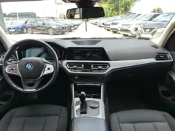 
										BMW SERIA 3 full									