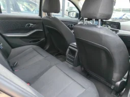 
										BMW SERIA 3 full									