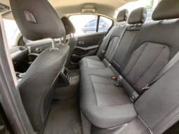
										BMW SERIA 3 full									