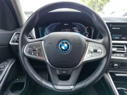 
										BMW SERIA 3 full									