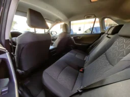 
										TOYOTA RAV 4 full									