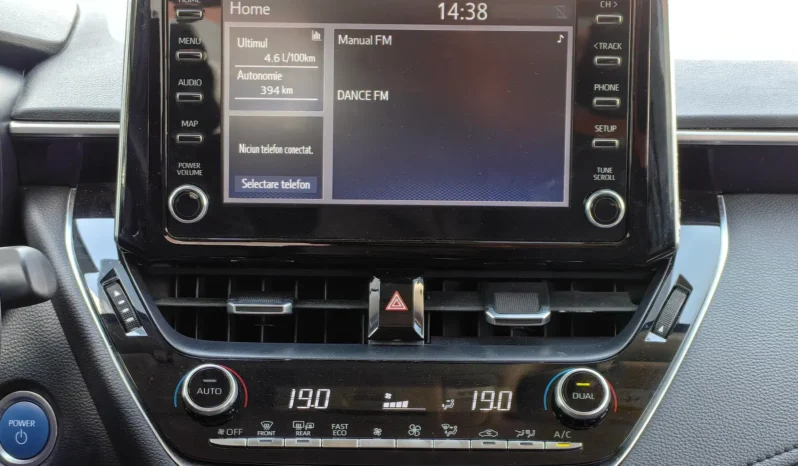 
								TOYOTA COROLLA full									