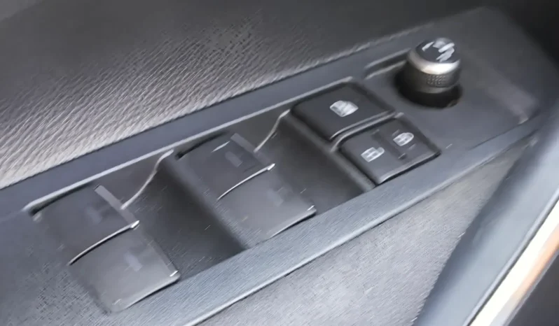 
								TOYOTA COROLLA full									