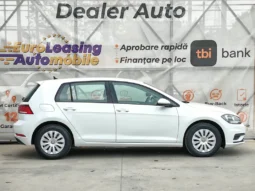 
										VOLKSWAGEN GOLF full									