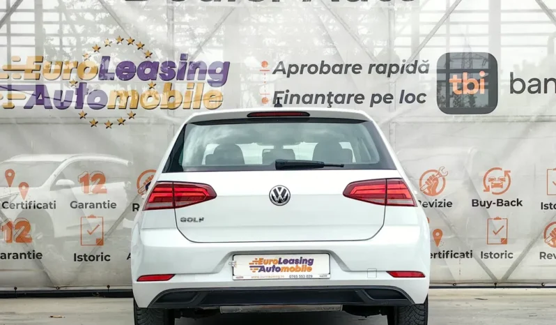
								VOLKSWAGEN GOLF full									