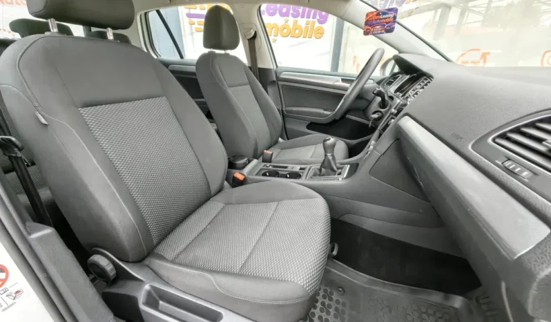 
								VOLKSWAGEN GOLF full									
