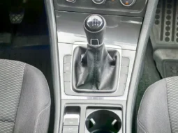 
										VOLKSWAGEN GOLF full									