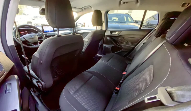 
								FORD FOCUS full									