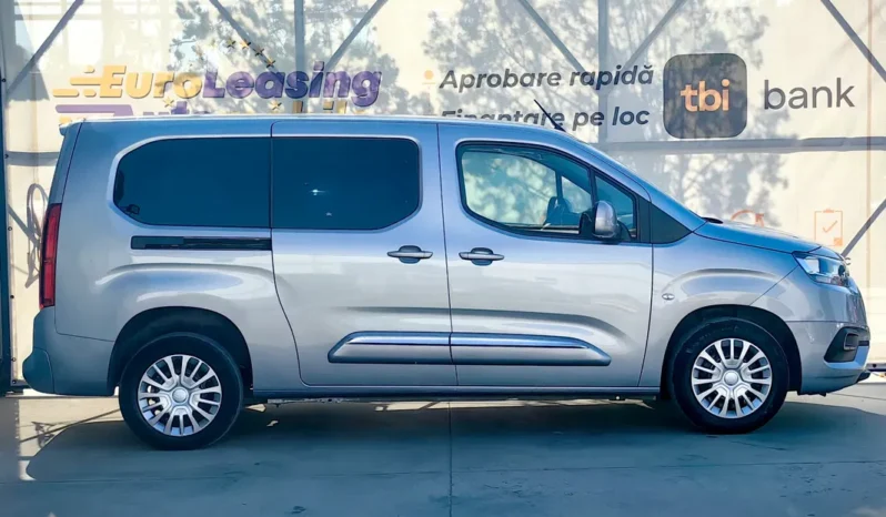 
								TOYOTA PROACE full									