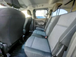 
										TOYOTA PROACE full									