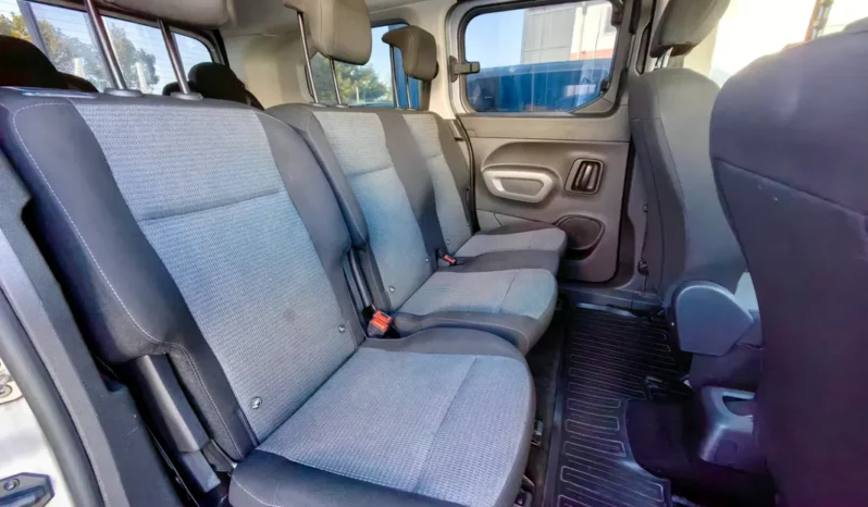 
								TOYOTA PROACE full									