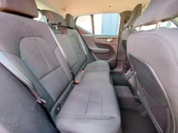 
										VOLVO XC 40 full									