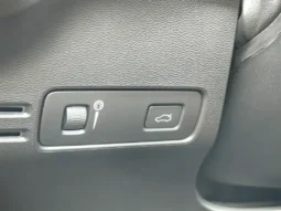 
										VOLVO XC 40 full									