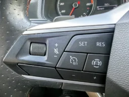 
										SEAT ARONA full									