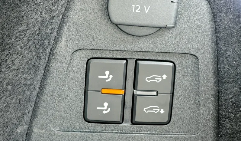 
								VOLKSWAGEN TOUAREG full									
