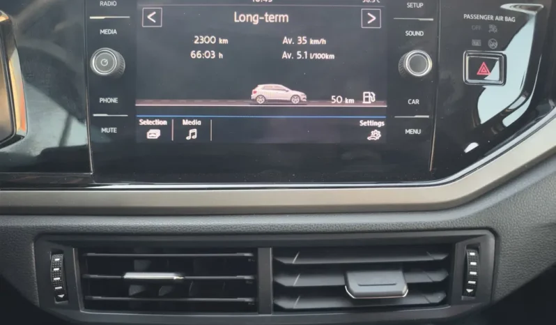 
								VOLKSWAGEN POLO full									