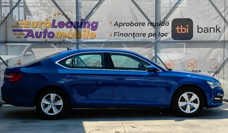 
								SKODA SUPERB full									
