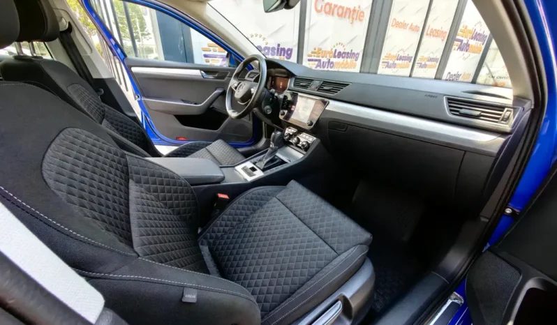 
								SKODA SUPERB full									