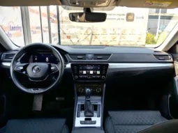 
										SKODA SUPERB full									