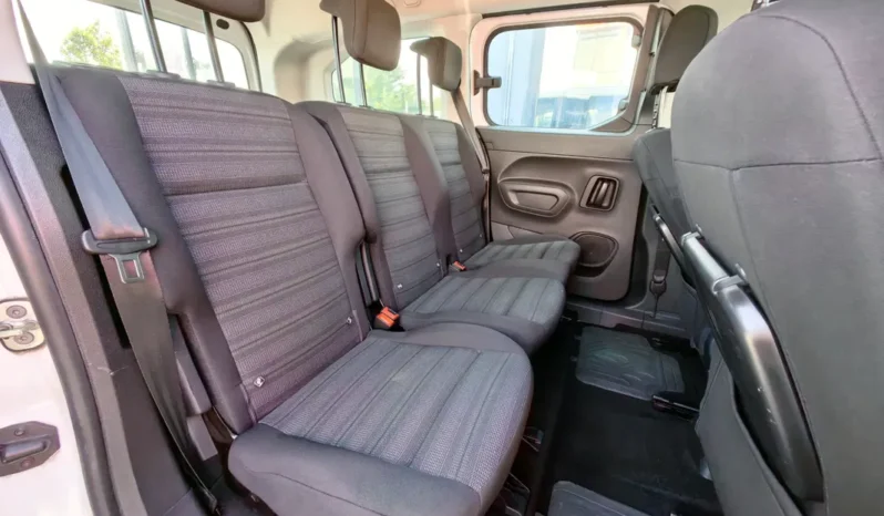 
								OPEL COMBO full									