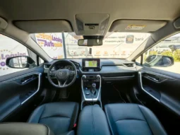 
										TOYOTA RAV 4 full									