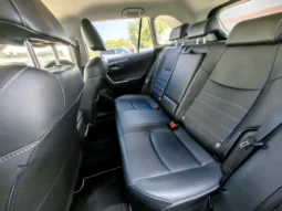 
										TOYOTA RAV 4 full									