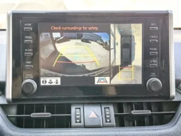 
										TOYOTA RAV 4 full									
