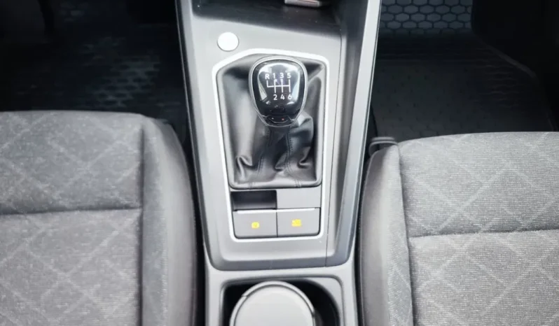 
								VOLKSWAGEN GOLF full									