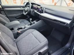 
										VOLKSWAGEN GOLF full									