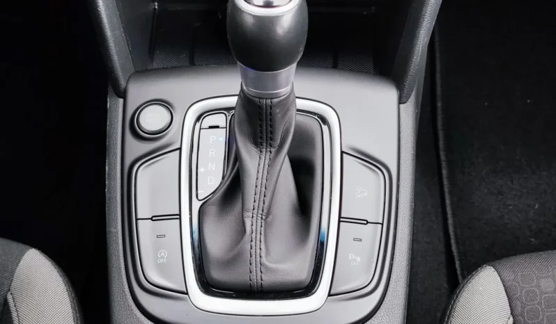 
								HYUNDAI KONA full									