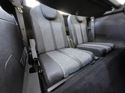 
										PEUGEOT 5008 full									
