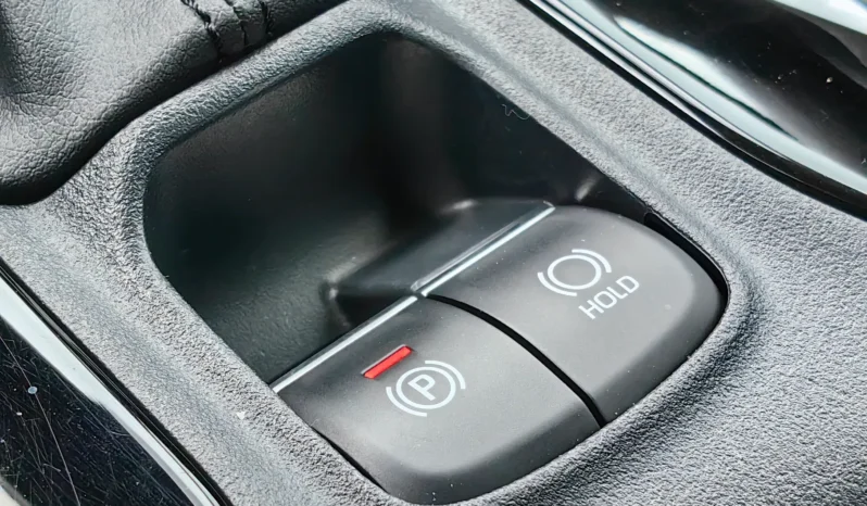 
								TOYOTA COROLLA full									