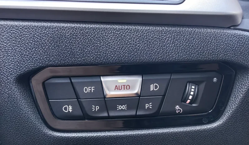
								BMW SERIA 3 full									