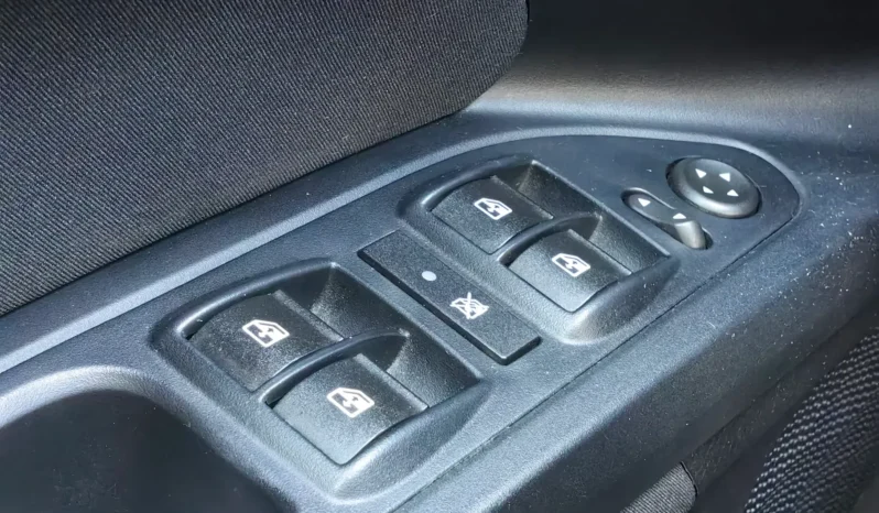 
								FIAT TIPO full									