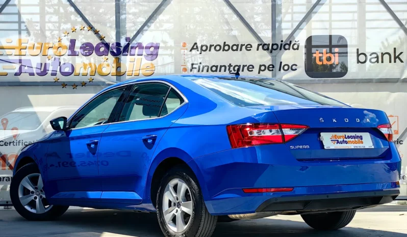 
								SKODA SUPERB full									
