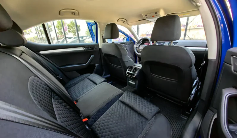 
								SKODA SUPERB full									