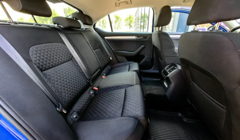 
								SKODA SUPERB full									