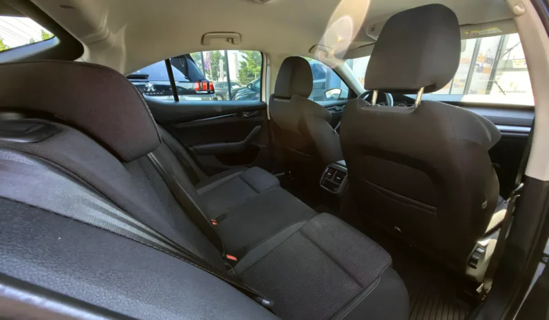 
								SKODA OCTAVIA full									