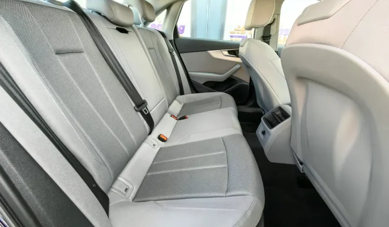 
								AUDI A4 full									