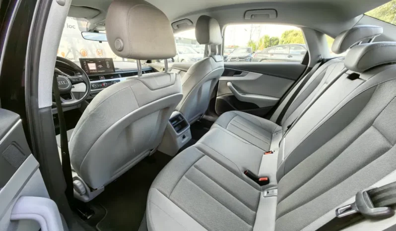 
								AUDI A4 full									