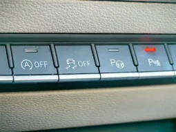 
										AUDI A4 full									