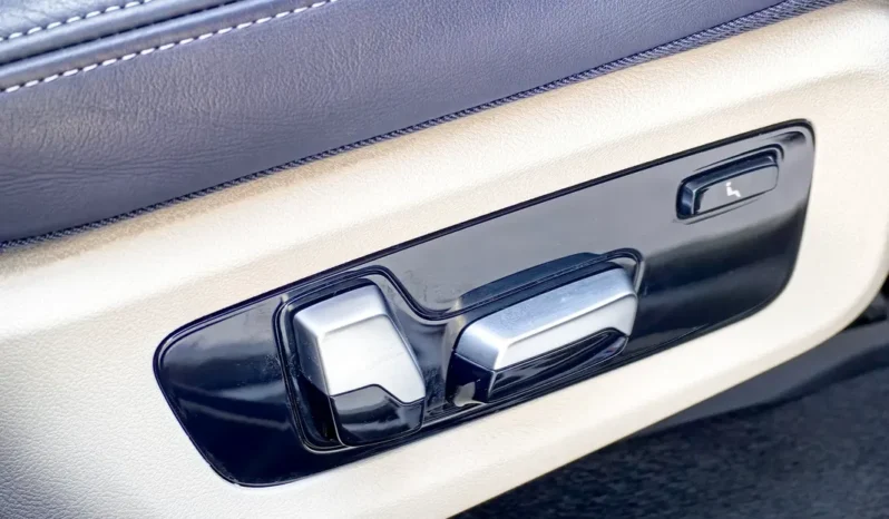 
								BMW X 7 full									