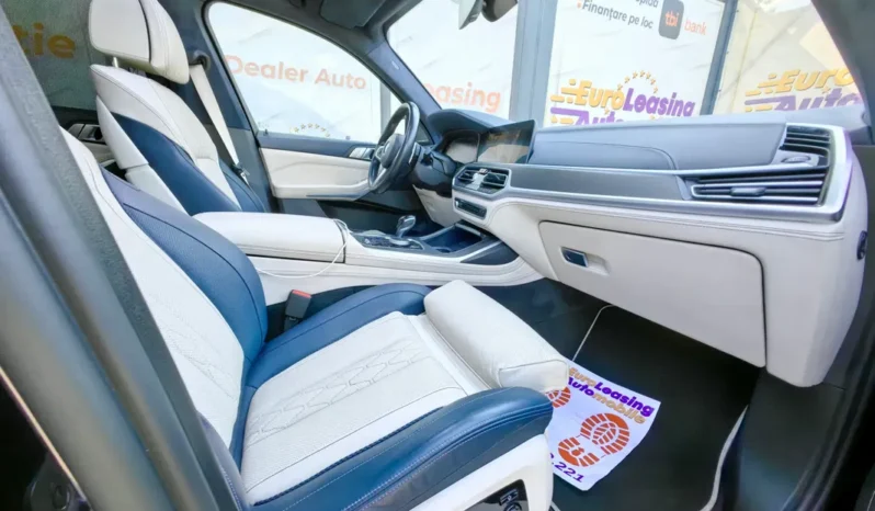 
								BMW X 7 full									