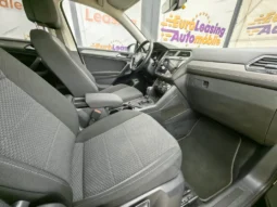 
										VOLKSWAGEN TIGUAN full									