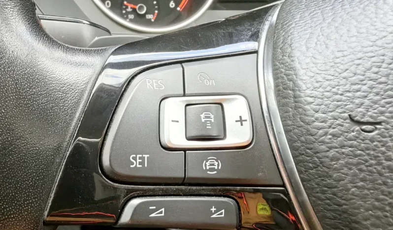 
								VOLKSWAGEN TIGUAN full									