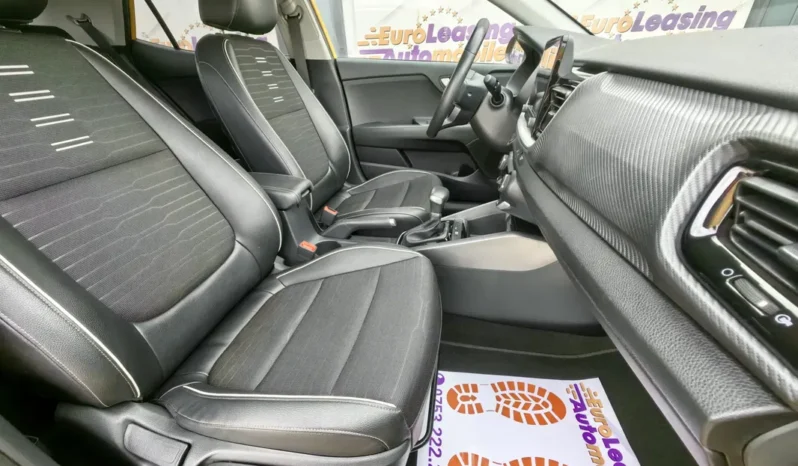 
								KIA STONIC full									